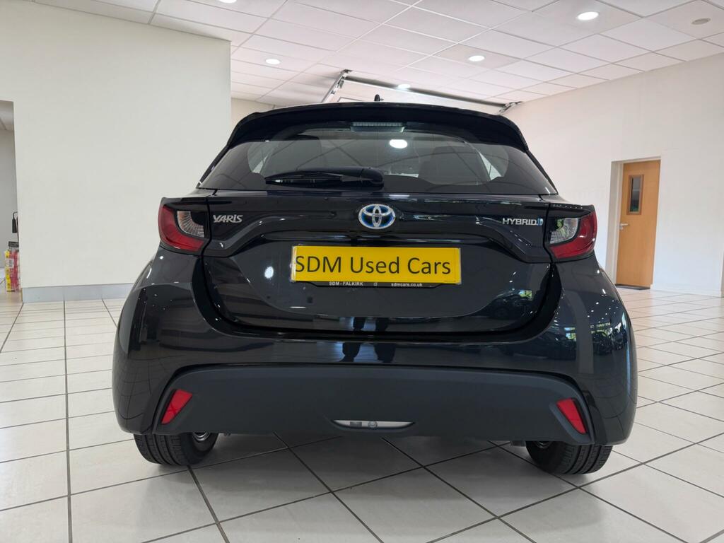 Toyota Yaris 1.5 Vvt-h Icon Hatchback Hybrid E-cvt E Black #6