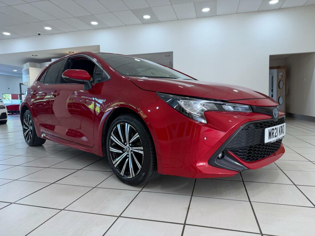 Toyota Corolla 1.8 Icon Tech 121 Bhp White #51