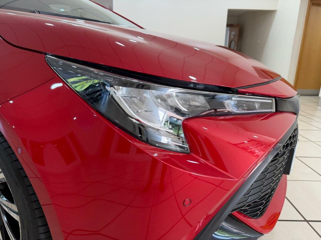 Toyota Corolla 1.8 Icon Tech 121 Bhp White #44
