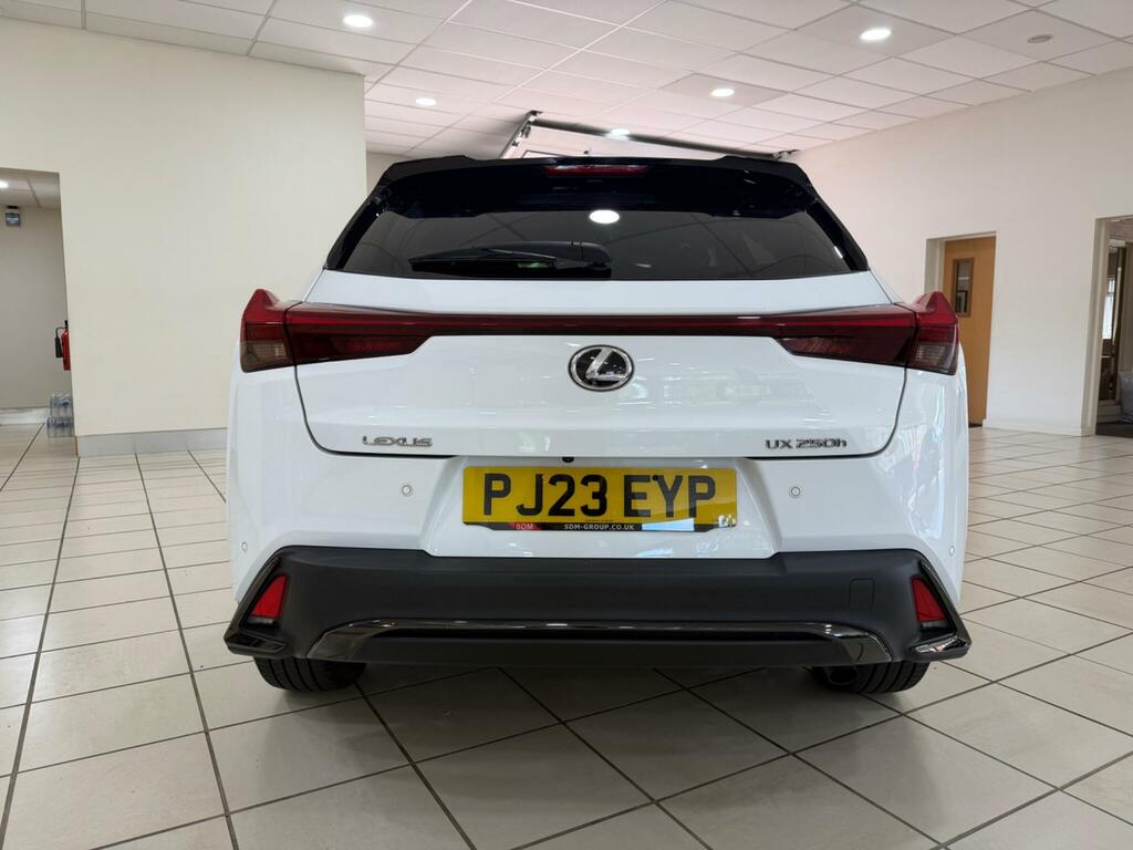 Lexus UX 2.0 250H F Sport Design Suv Hybrid E-cv White #6