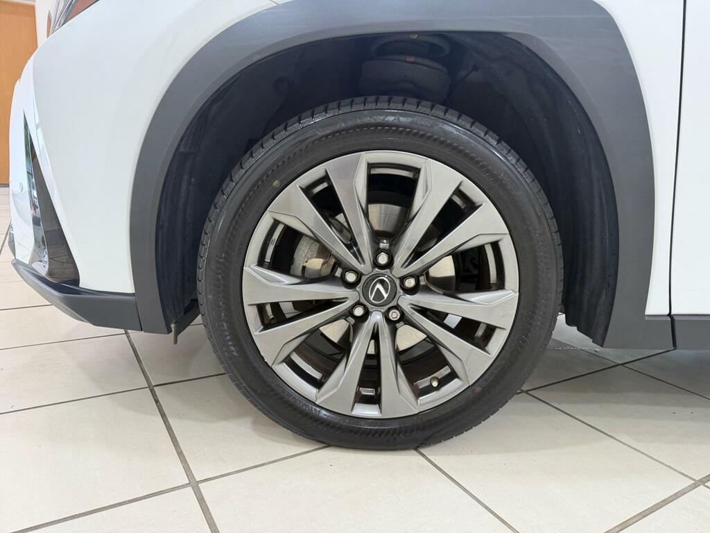 Lexus UX 250H 2.0 Cvt Premium Plus White #33