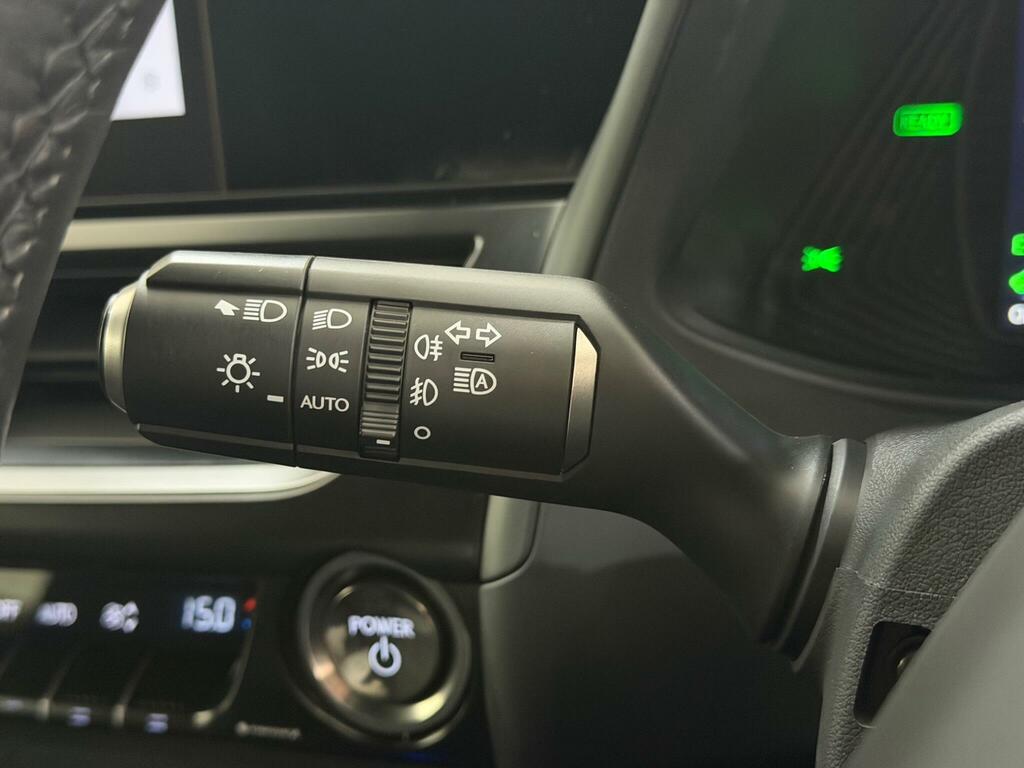 Lexus UX 250H 2.0 Cvt Premium Plus White #18