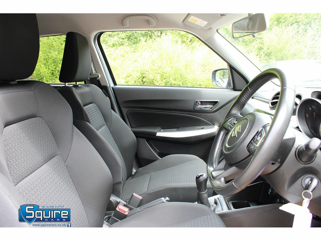 Suzuki Swift 1.2 Dualjet Mhev Sz5 Hatchback Hybrid M White #16
