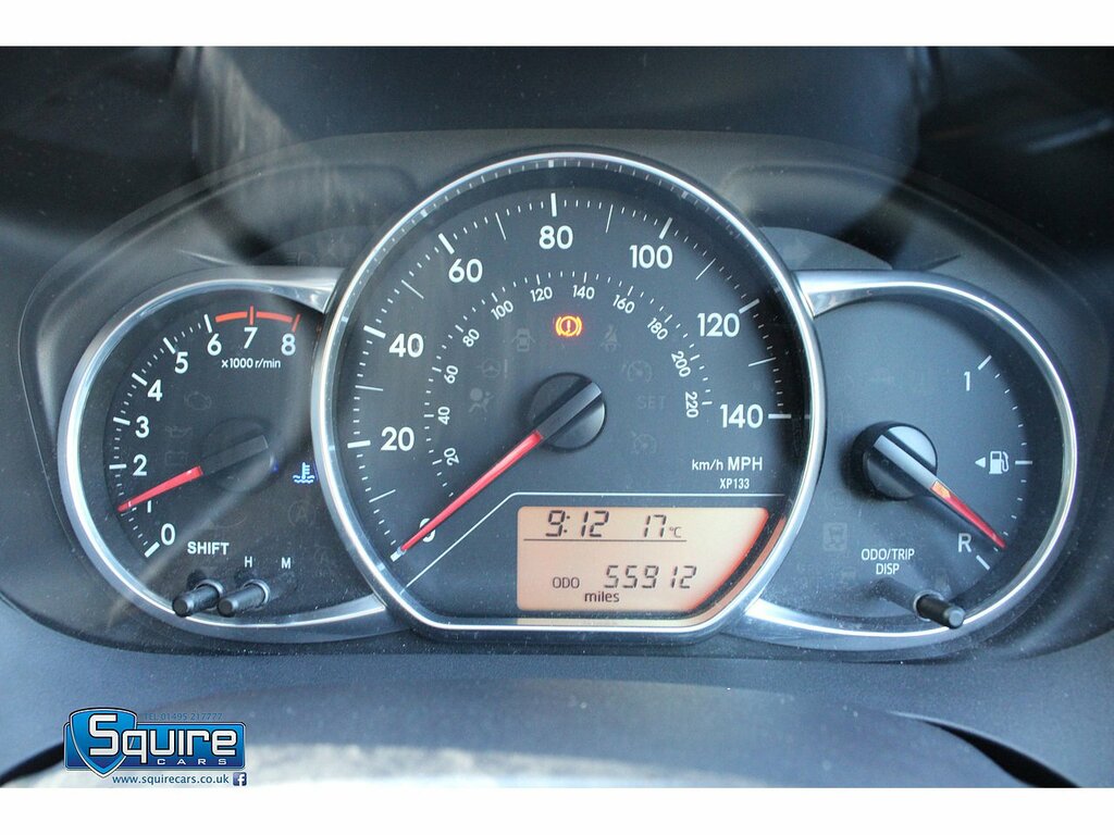 Toyota Yaris Dual Vvt-i Design U1632 Ulez Red #3