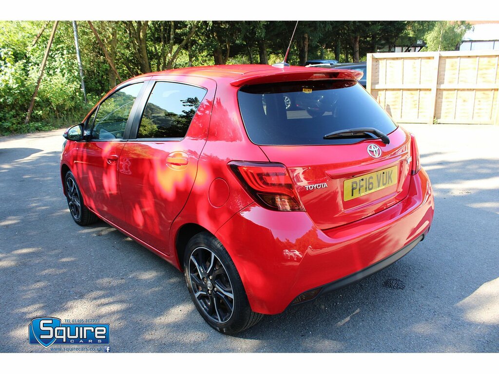 Toyota Yaris Dual Vvt-i Design U1632 Ulez Red #6