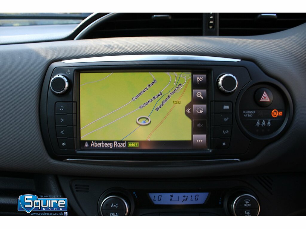 Toyota Yaris Dual Vvt-i Design U1632 Ulez Red #2