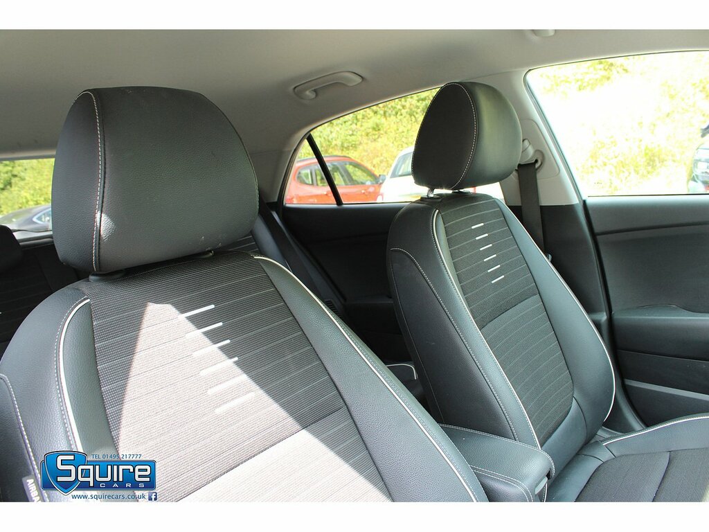 Kia RIO T-gdi Mhev Gt-line S U1626 Ulez White #6
