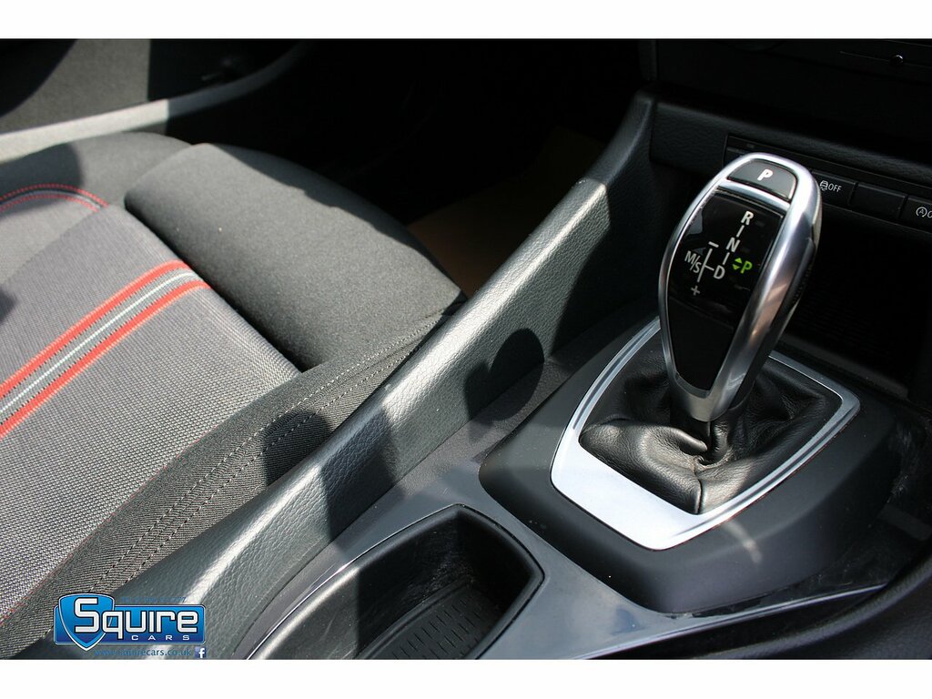 BMW X1 20D Sport U1674 AE64YXR Orange #2