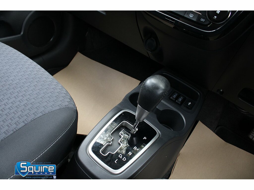 Mitsubishi Mirage 4 U1658 Ulez Red #2