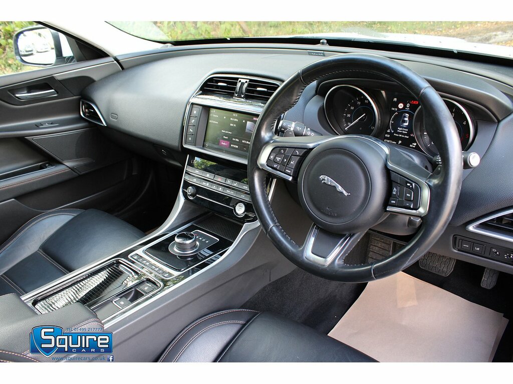 Jaguar XE D Prestige U1700 Ulez White #2