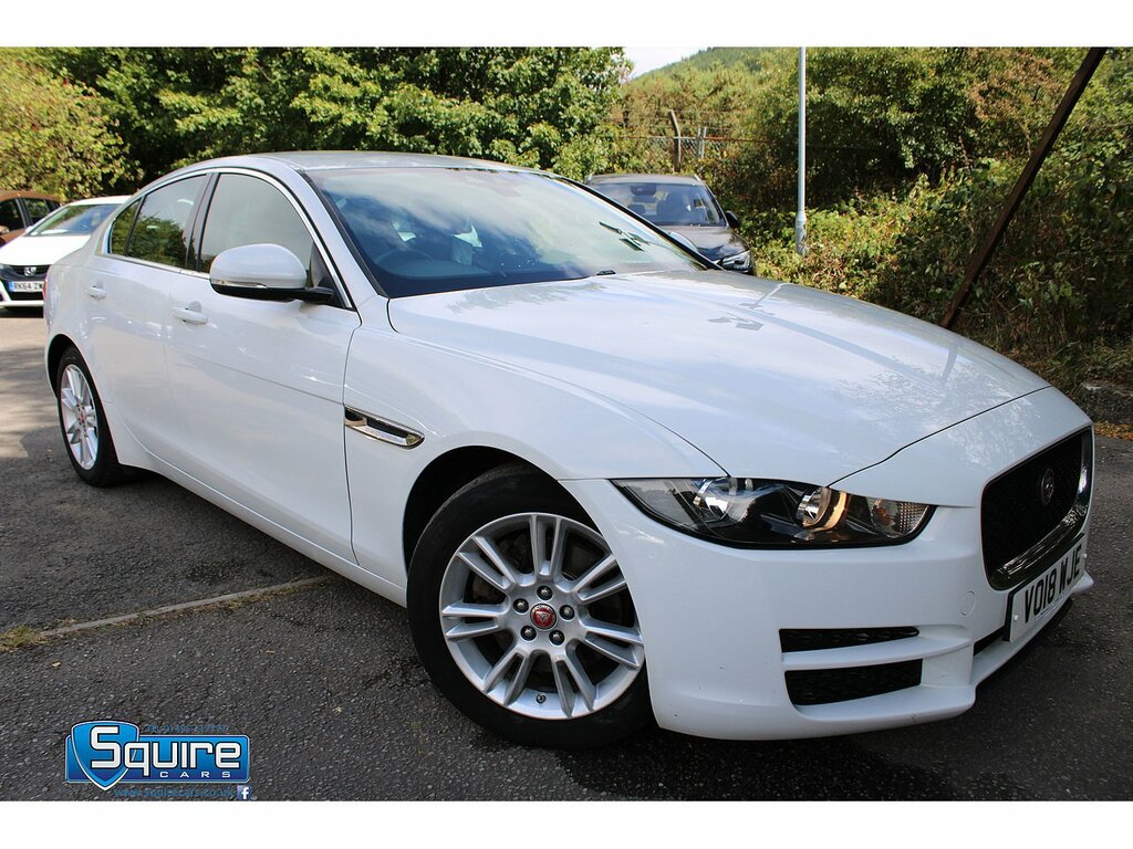 Jaguar XE D Prestige U1700 Ulez White