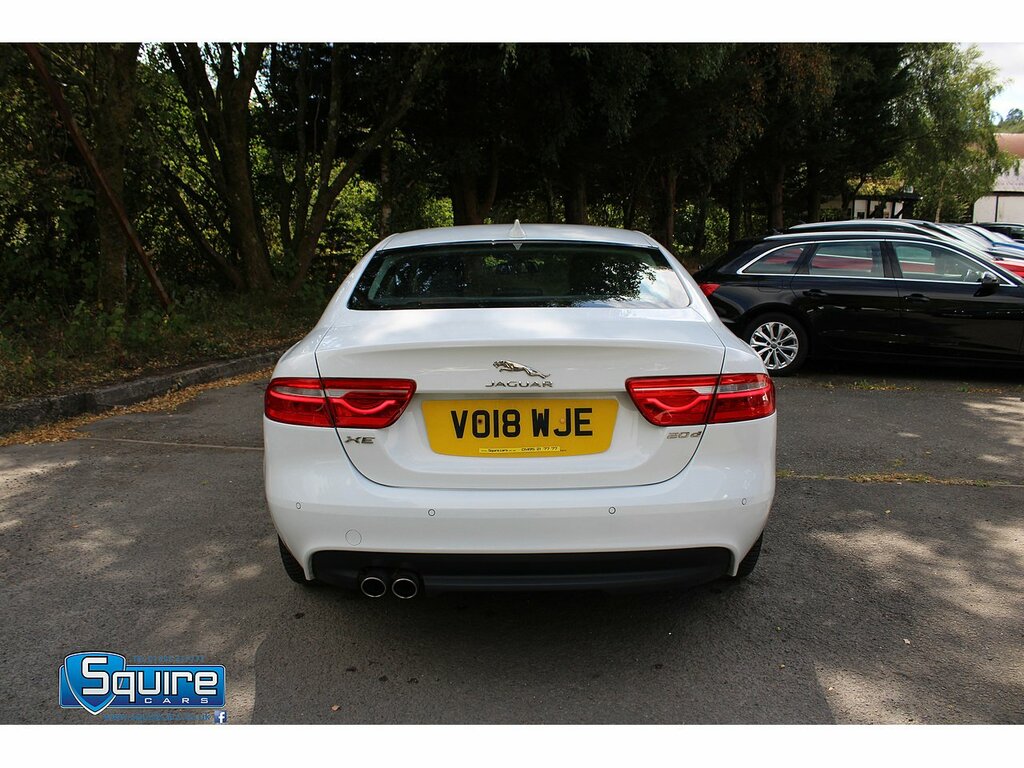 Jaguar XE I R-sport Black #7