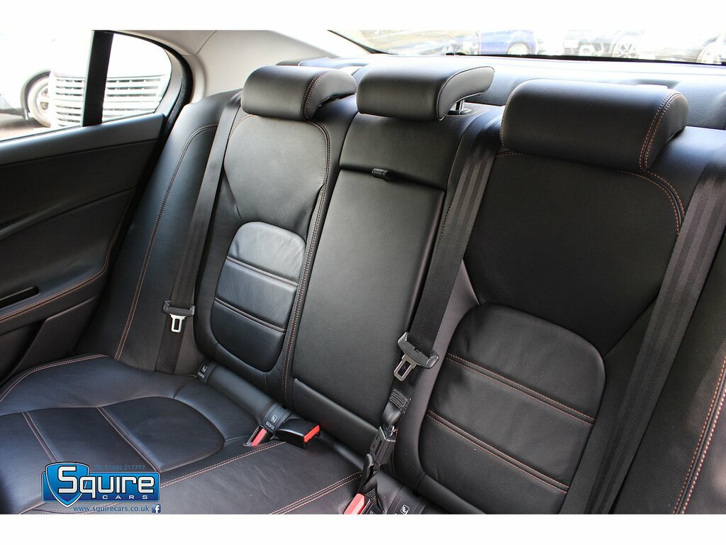 Jaguar XE I R-sport Black #22