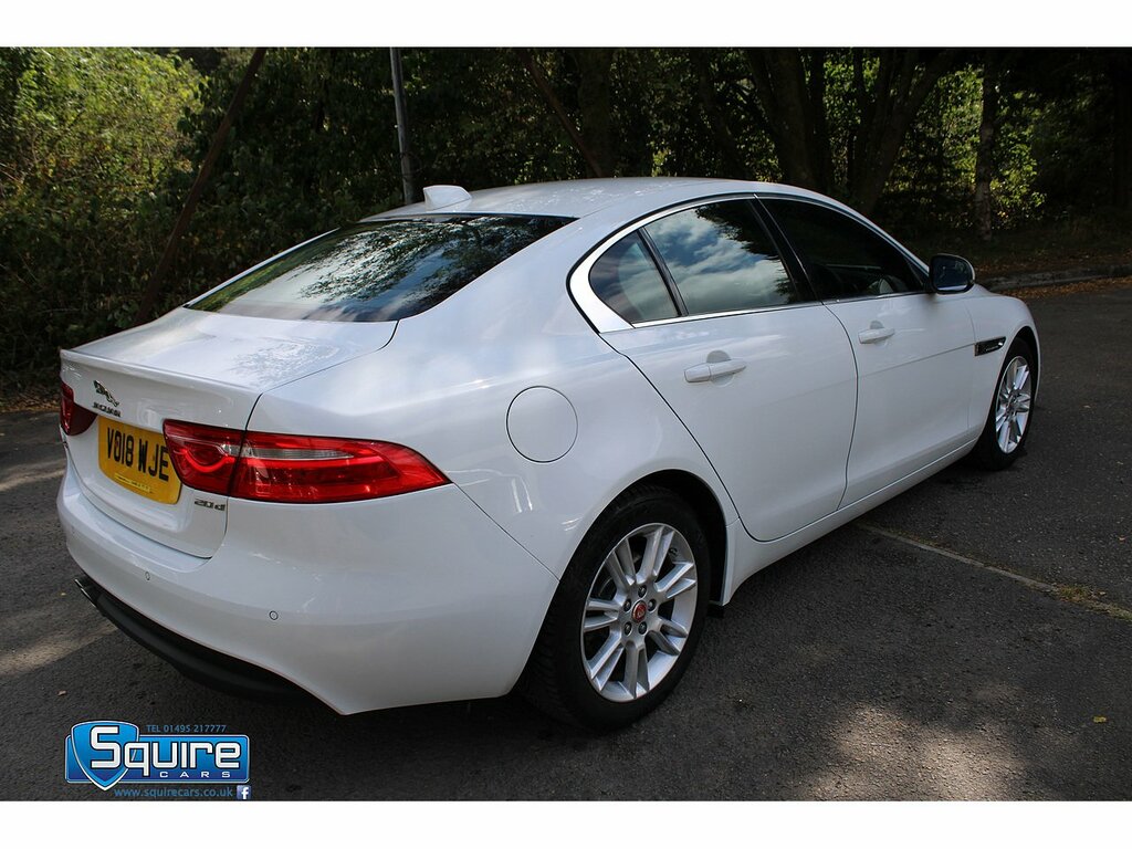 Jaguar XE I R-sport Black #21