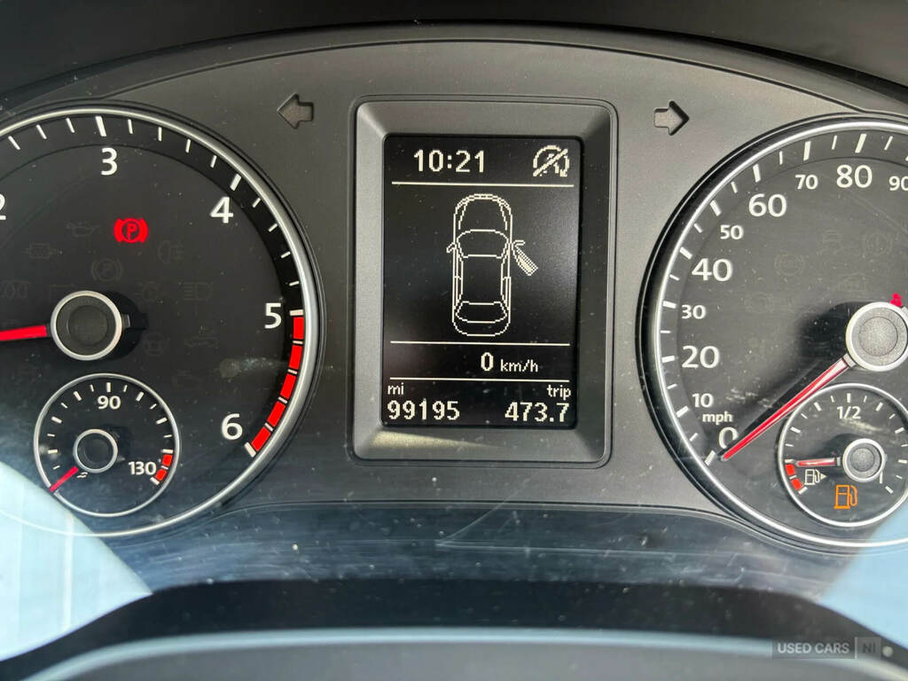 Volkswagen Jetta Saloon 2.0 Tdi Sport Dsg Euro 5 201363 White #9