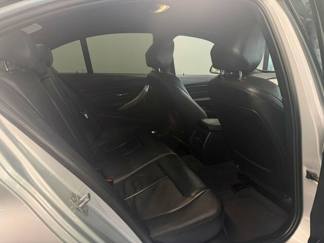 BMW 3 Series 2.0 318D M Sport Touring Euro 5 Ss Silver #10