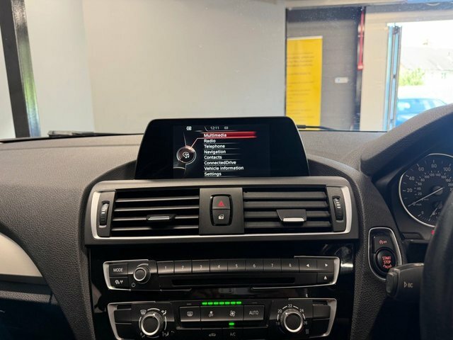 BMW 1 Series 1.5 118I Sport Hatchback Euro 6 Black #12