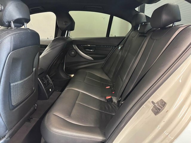 BMW 3 Series 2.0L 330E Se 181 Bhp Silver #13