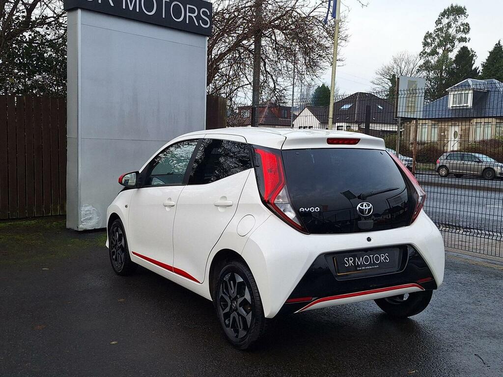 Toyota Aygo 1.0 Vvt-i X-trend Euro 6 White #2