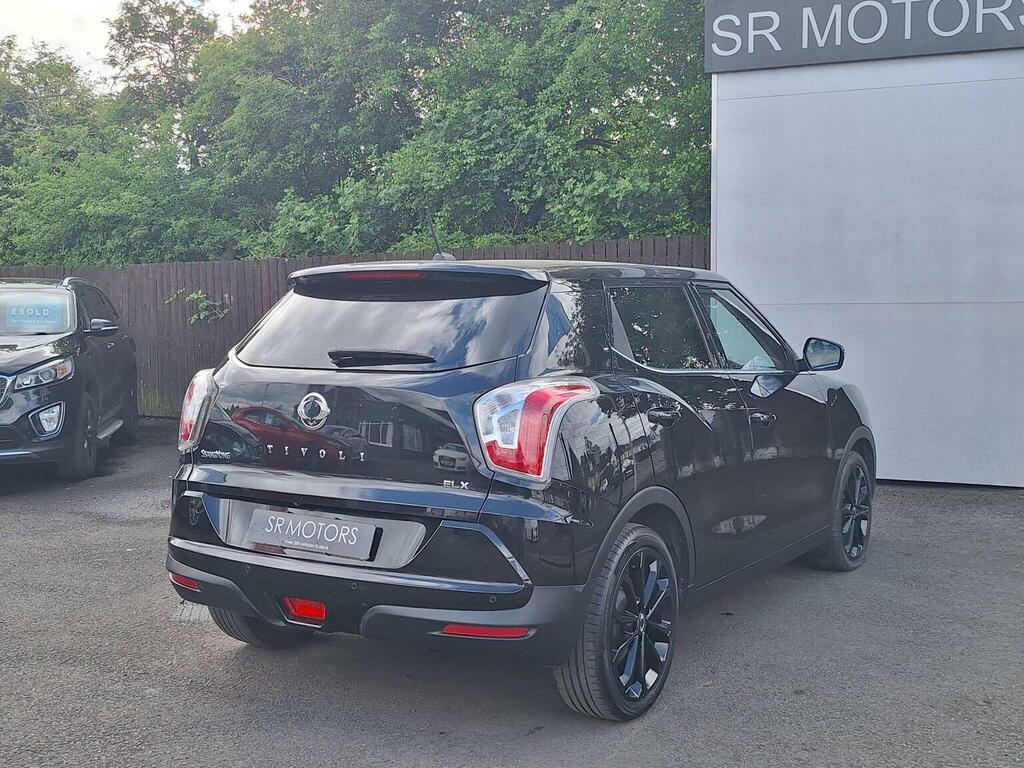 SsangYong Tivoli E-xgi Elx White #8