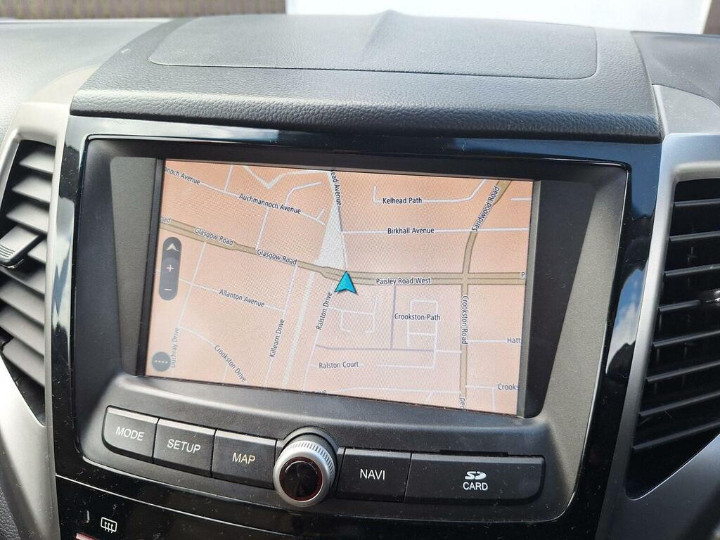 SsangYong Tivoli E-xgi Elx White #18