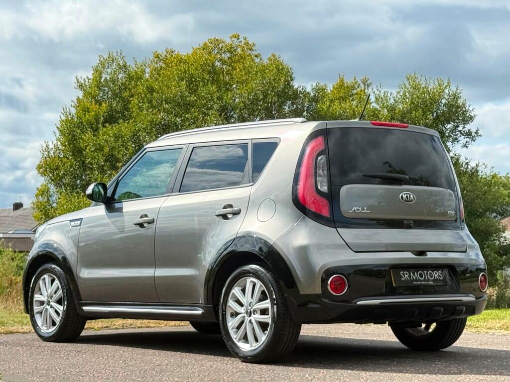 Kia Soul Suv 1.6 Crdi 2 Euro 6 201717 Silver #5