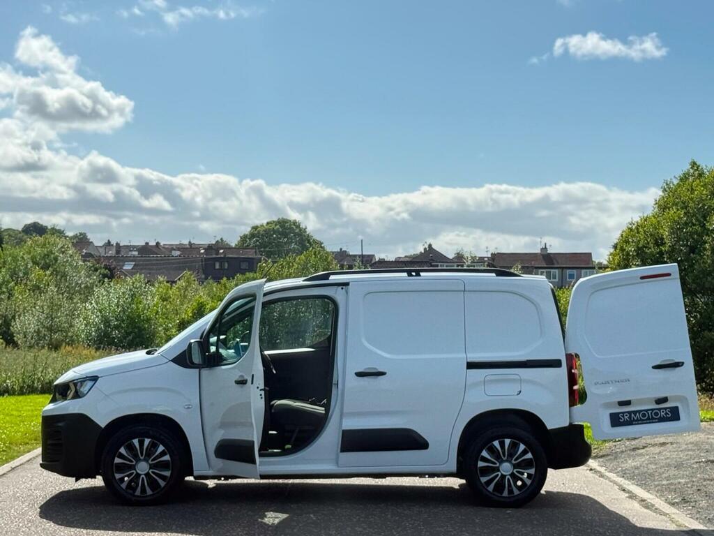 Peugeot Partner 1.5 Bluehdi 1000 Professional Standard Panel Van S White #4