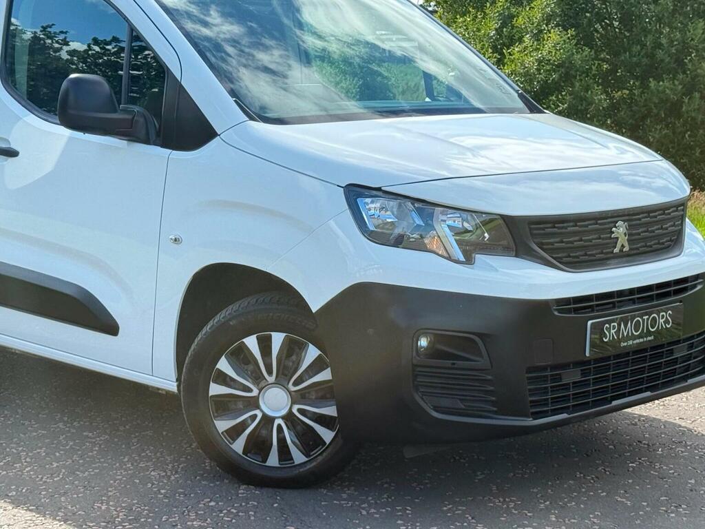 Peugeot Partner 1.5 Bluehdi 1000 Professional Standard Panel Van S White #2