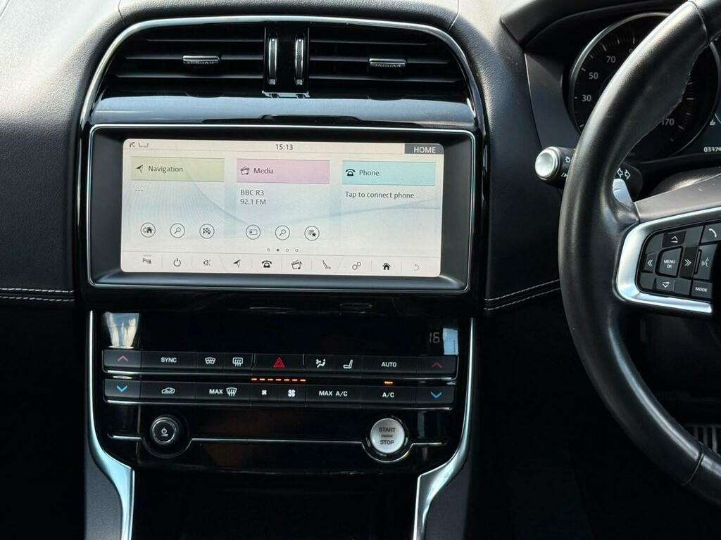 Jaguar XE 2.0 D180 R-dynamic Vq Black #35