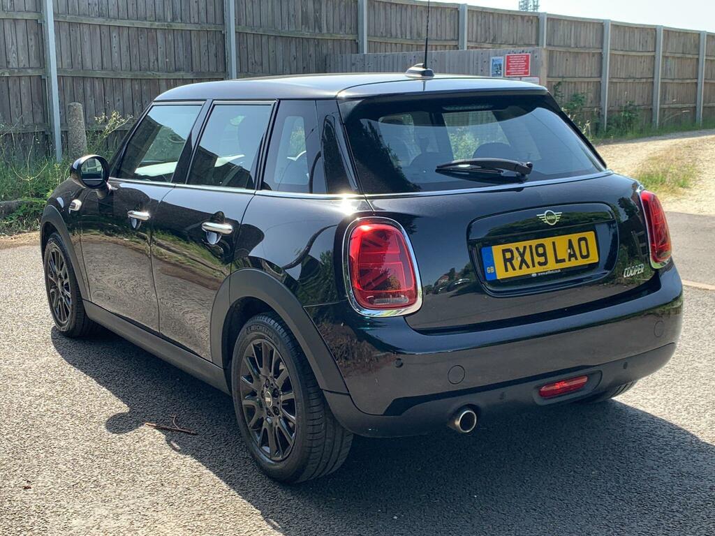 Mini Hatch 1.5 Cooper Classic Euro 6 Ss RX19LAO #4