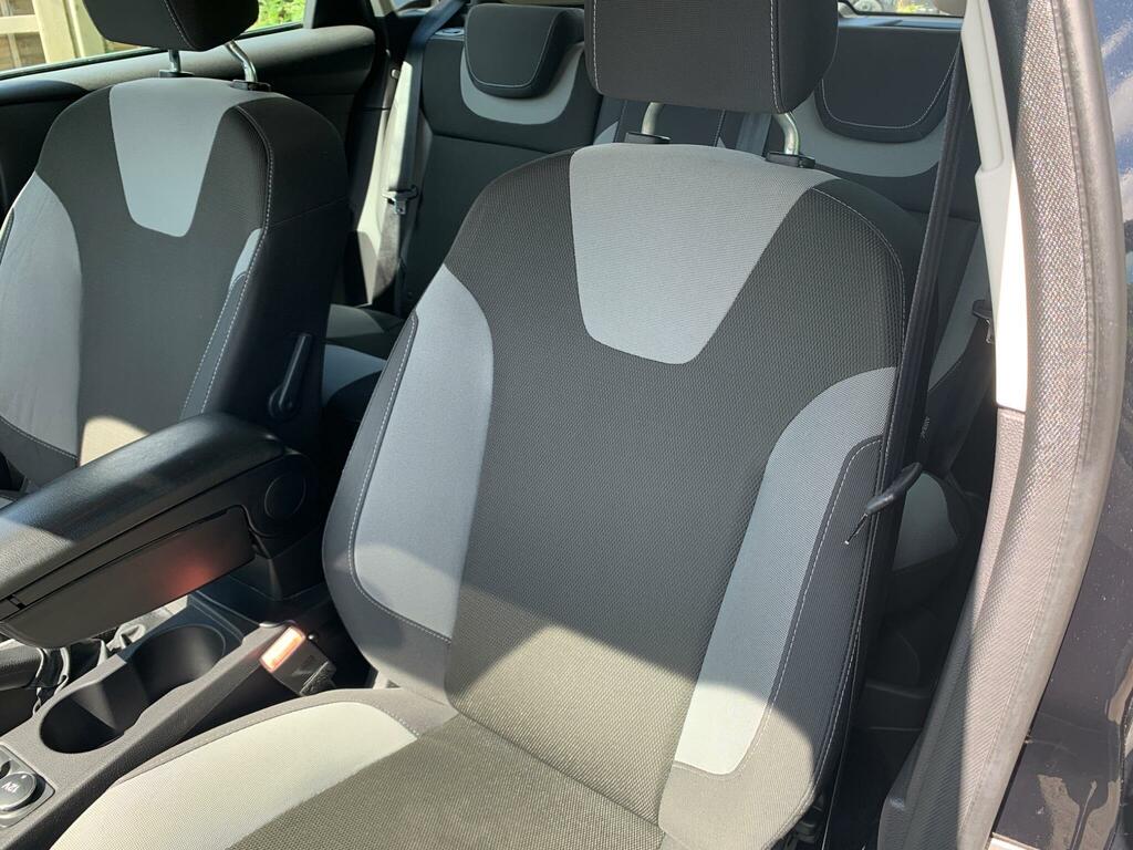 Ford Focus 1.6 Zetec Hatchback Euro 5 125 Grey #24