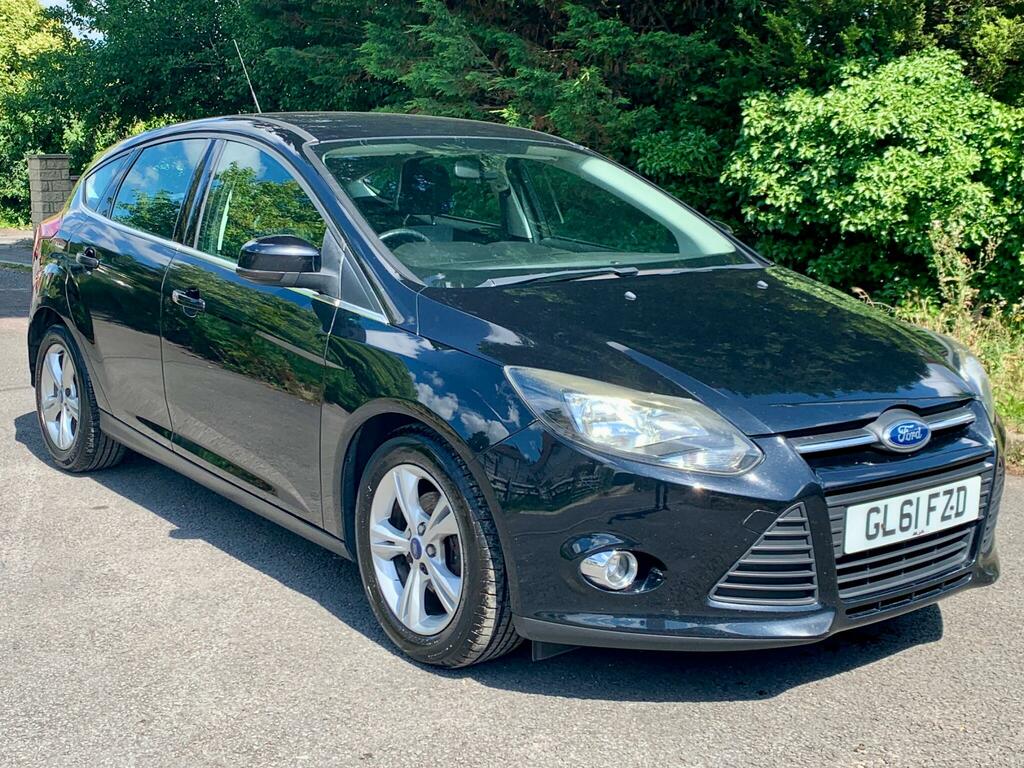 Ford Focus 1.6 Zetec Hatchback Euro 5 125 Grey #1