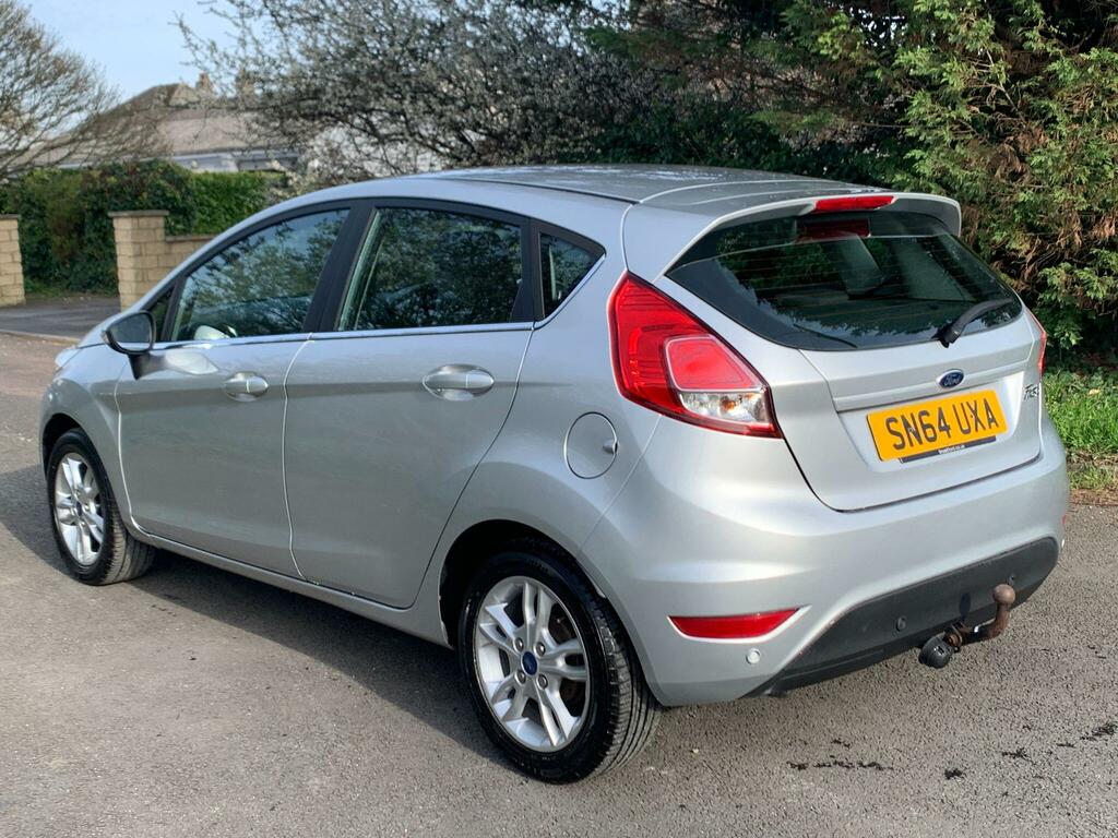 Ford Fiesta 1.6 Zetec Powershift Euro 5  #3