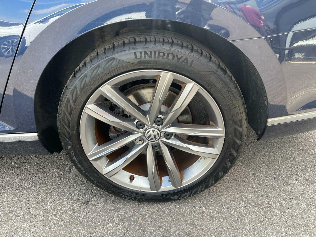 Volkswagen Passat 2.0 Tdi Bluemotion Tech Se Business Estate Die Grey #26