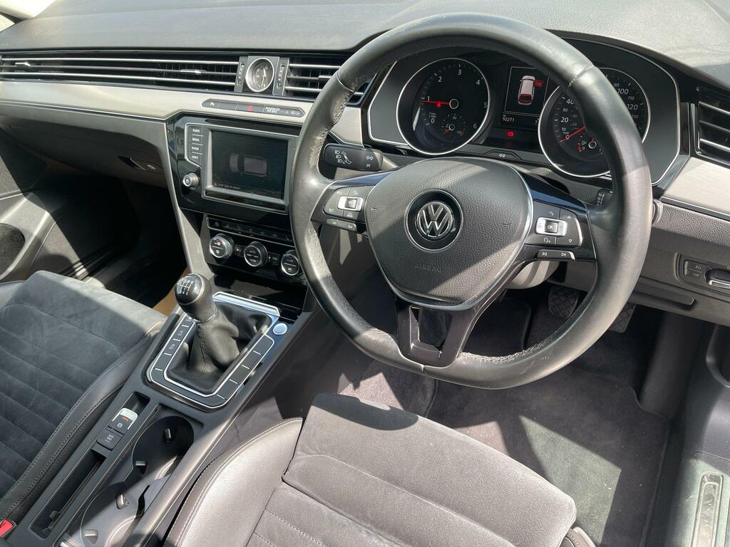 Volkswagen Passat 2.0 Tdi Bluemotion Tech Se Business Estate Die Grey #7