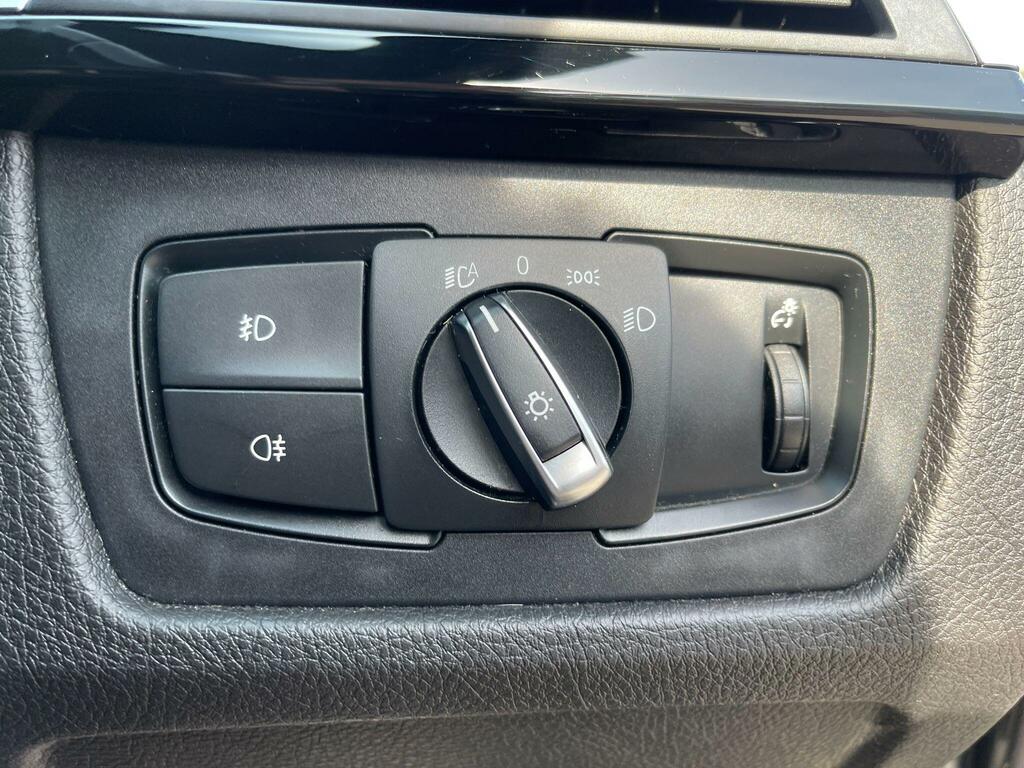 BMW 4 Series 420I Sport Professional Media Black #24