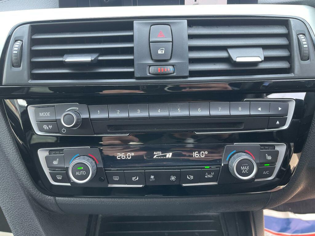 BMW 4 Series 420I Sport Professional Media Black #16