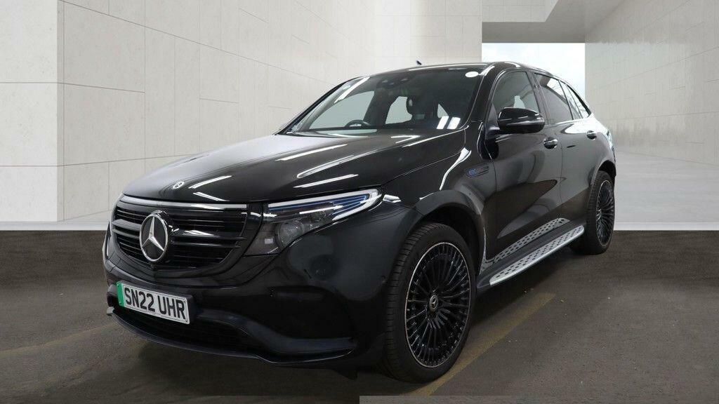 Mercedes-Benz EQC Eqc 400 80Kwh Amg Line Premium Plus 4Matic  #3