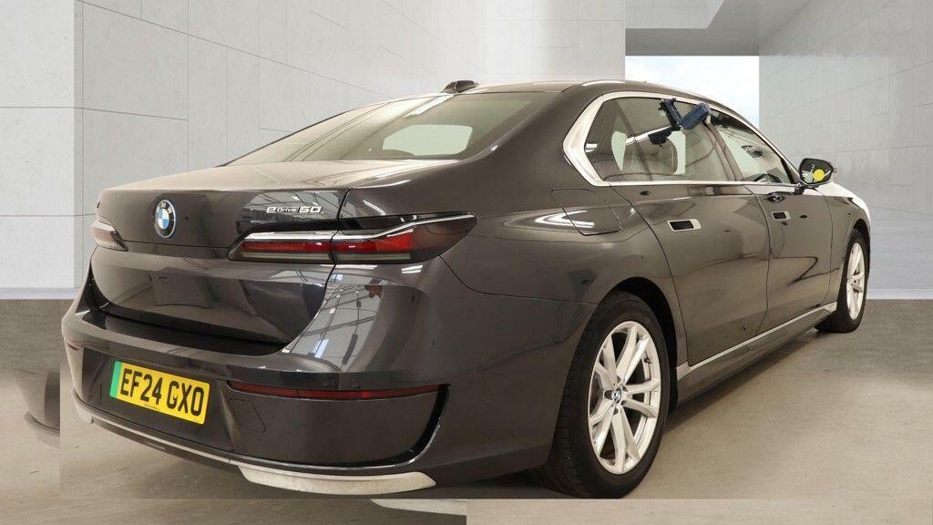 BMW i7 50 105.7Kwh Excellence Edrive EF24GXO #6