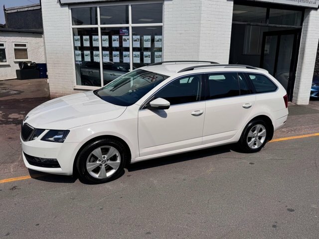 Skoda Octavia Tsi Act Se Technology White #3