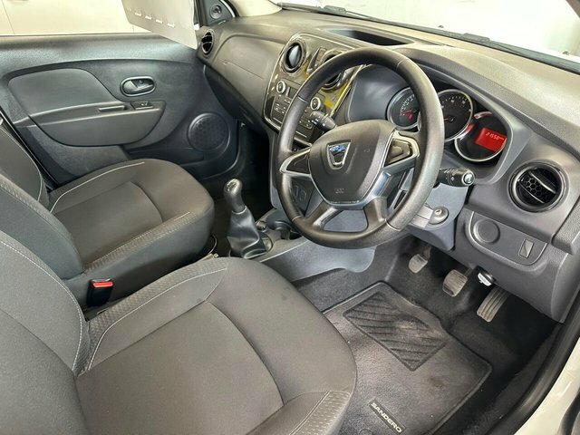 Dacia Sandero Sce Essential Hatchback White #4