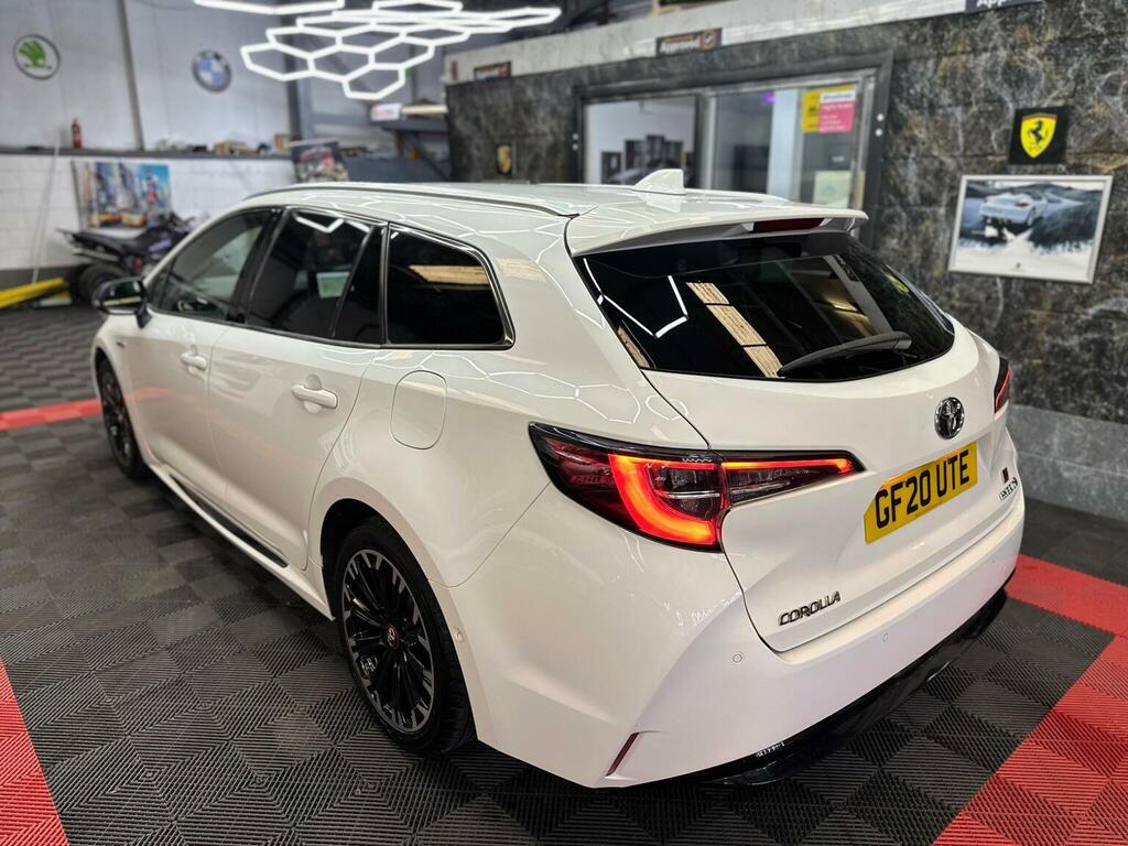 Toyota Corolla 1.8 Vvt-i Hybrid Design Cvt Red #31