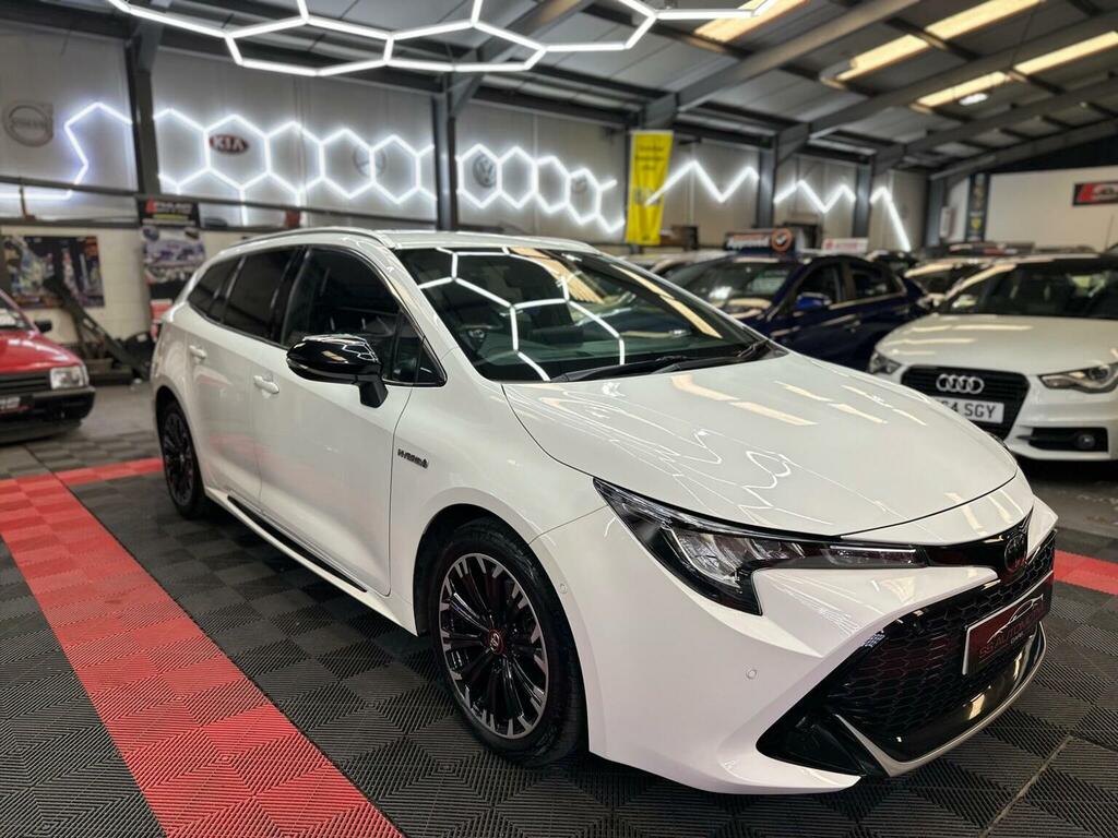 Toyota Corolla 1.8 Vvt-i Hybrid Design Cvt Red #8
