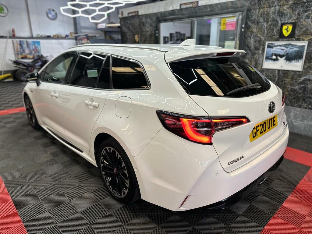 Toyota Corolla 1.8 Vvt-i Hybrid Design Cvt Red #27