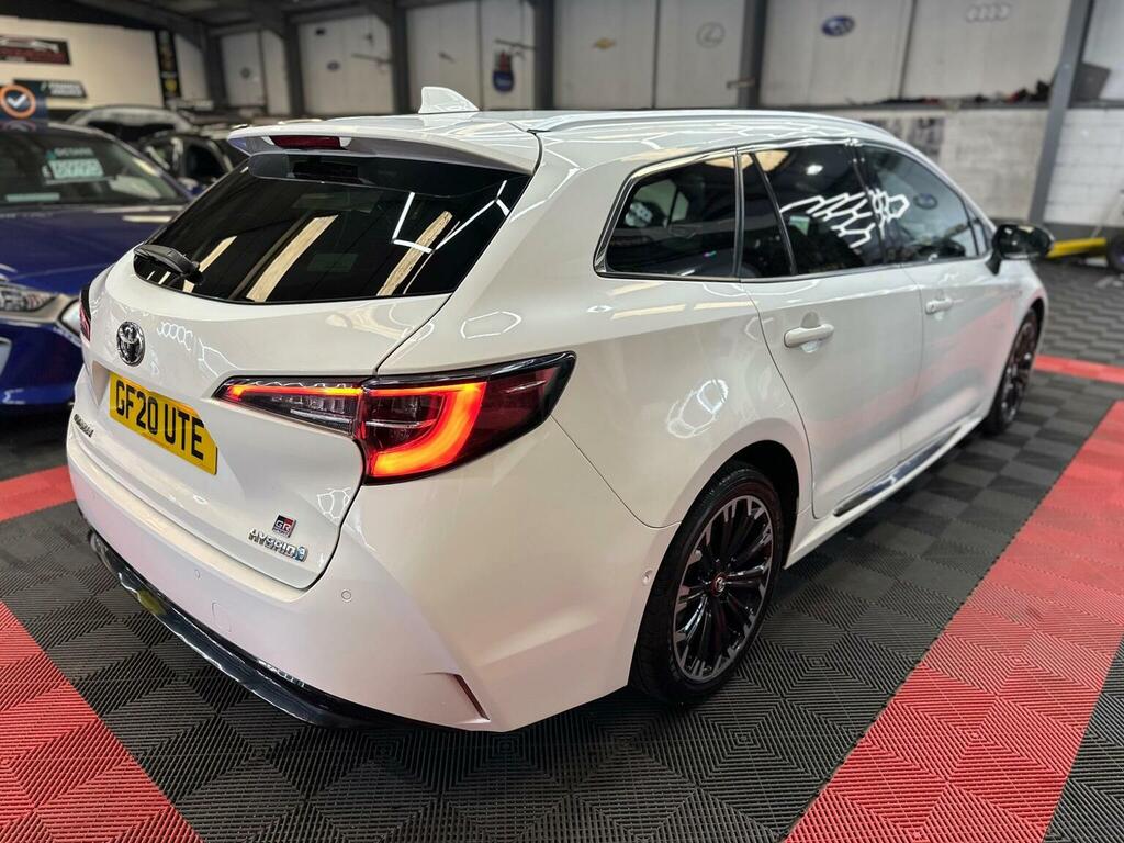 Toyota Corolla 1.8 Vvt-i Hybrid Design Cvt Red #40
