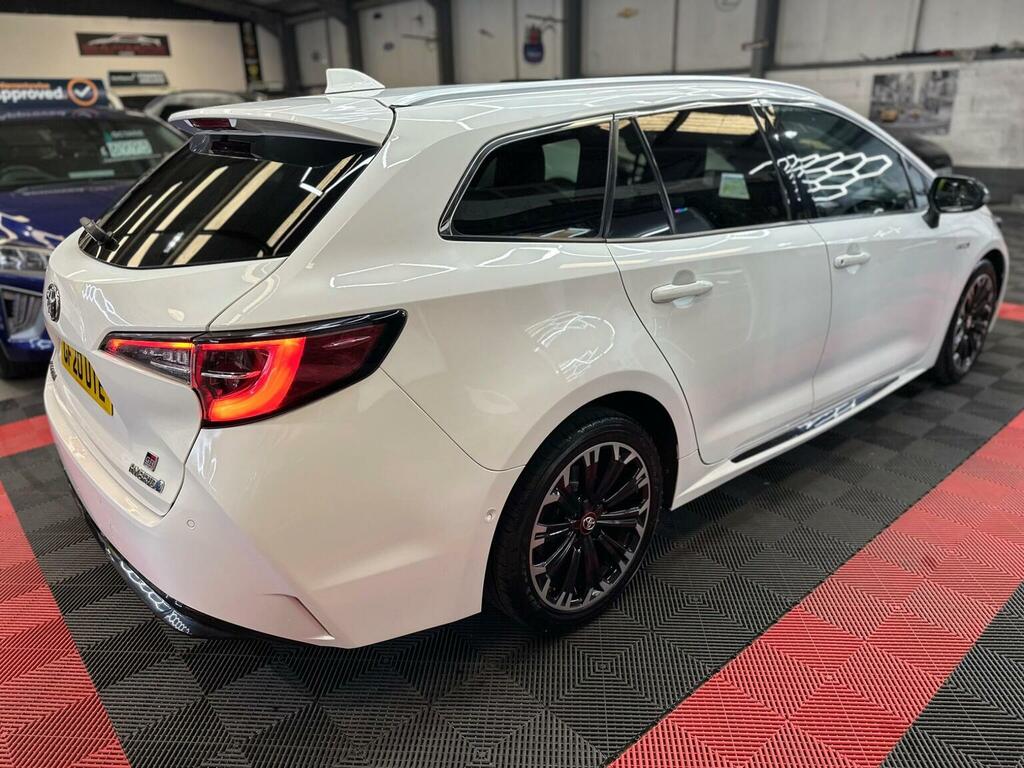 Toyota Corolla 1.8 Vvt-i Hybrid Design Cvt Red #44