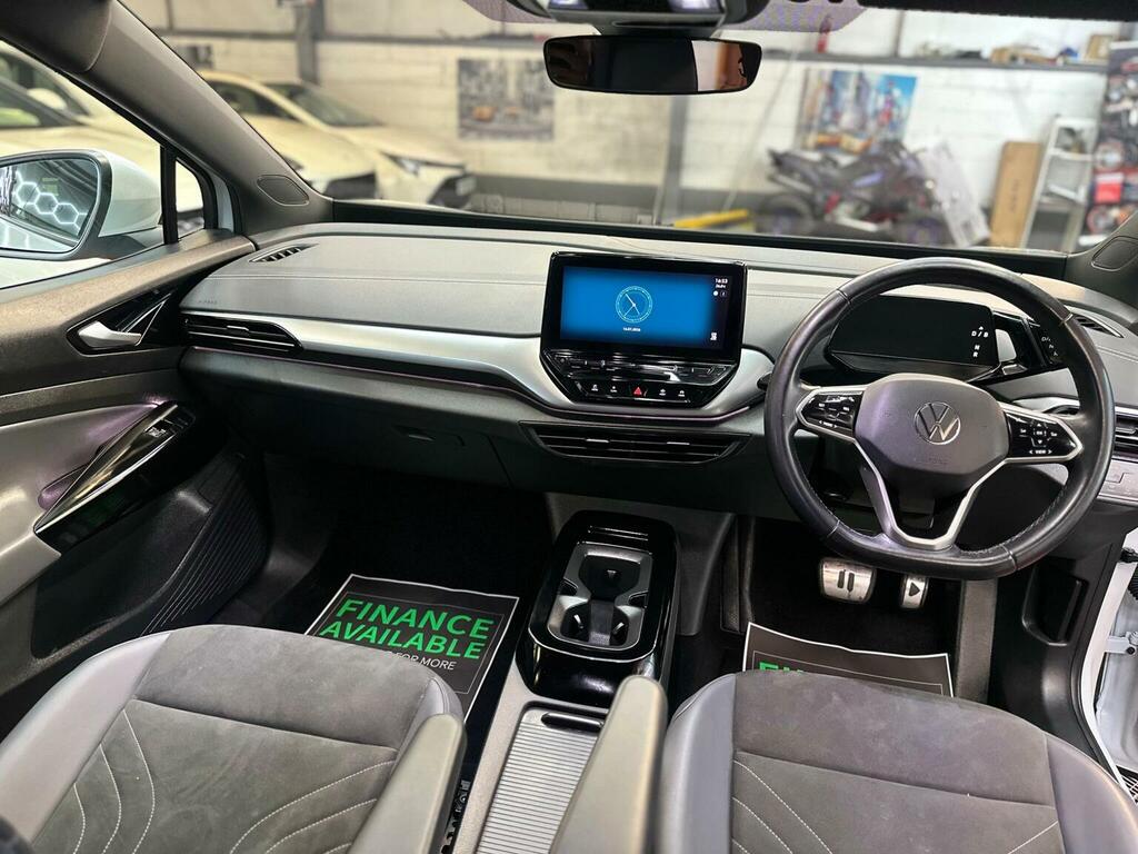 Volkswagen ID.4 Suv Pure 52Kwh Life 202323 White #3