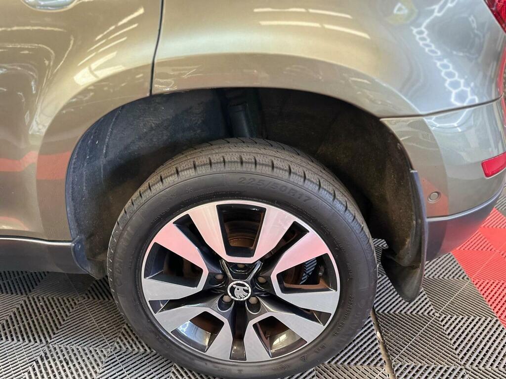 Skoda Yeti Suv Black #58
