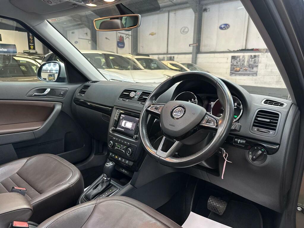 Skoda Yeti Suv Black #46