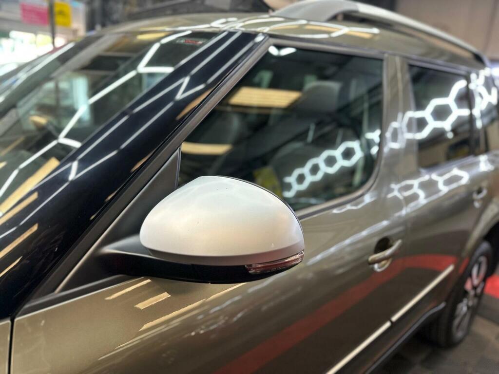 Skoda Yeti Suv Black #62